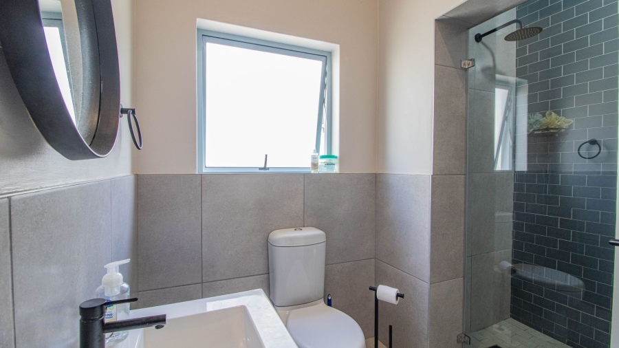 To Let 3 Bedroom Property for Rent in Blue Lagoon Western Cape